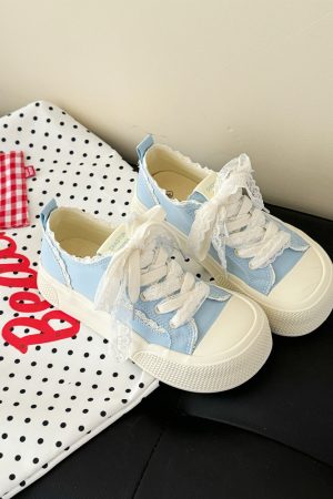 Thick-Soled Canvas Sneakers for Women - Casual White Summer Shoes, Versatile Student Design, 2025 Trendy Footwear