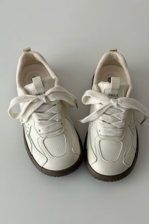 Thick-Soled White Casual Sneakers for Spring 2025 - Versatile Sports Shoes with Trendy 90s Style
