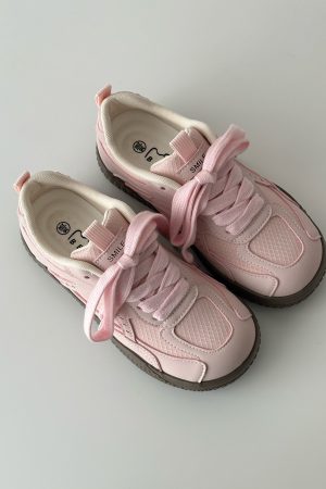 Thick-Soled White Casual Sneakers for Spring 2025 - Versatile Sports Shoes with Trendy 90s Style