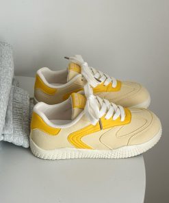 Thick-Soled White Sneakers for Women - Versatile Casual Style, 2025 Spring Collection, Trending Student Fashion