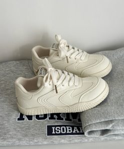 Thick-Soled White Sneakers for Women - Versatile Casual Style, 2025 Spring Collection, Trending Student Fashion