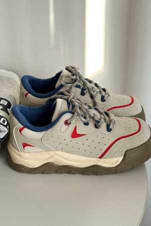 Thick-Soled White Sneakers for Women, 2025 Spring Niche Casual Skate Shoes, Versatile Sports Footwear