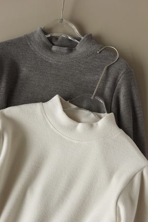 Thickened Plush Half-High Collar Warm Base Layer T-Shirt for Plus Size Women, Cozy Winter Essential, Fashionable and Comfortable