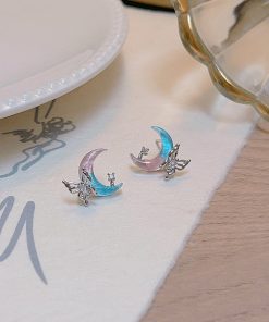 Three-Dimensional Butterfly Gradient Earrings for Women - Sweet Cool Design, Light Luxury Niche Style, Trendy Internet Celebrity Jewelry