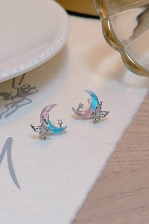 Three-Dimensional Butterfly Gradient Earrings for Women - Sweet Cool Design, Light Luxury Niche Style, Trendy Internet Celebrity Jewelry