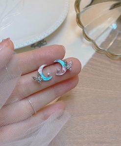 Three-Dimensional Butterfly Gradient Earrings for Women - Sweet Cool Design, Light Luxury Niche Style, Trendy Internet Celebrity Jewelry