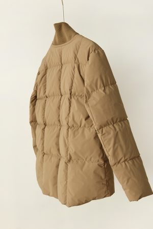 Three Flower White Goose Down Jacket - Ribbed Collar, Waterproof, Windproof, Loose Fit, Versatile Warm Coat for Stylish Layering