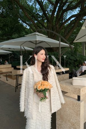 Three-Piece Women's Fashion Set: Heavy Work Jacket, Vest & Skirt - Spring Style, Heartfelt Design, Casual Chic for Everyday Wear