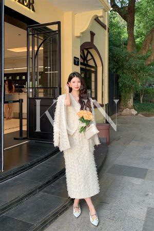 Three-Piece Women's Fashion Set: Heavy Work Jacket, Vest & Skirt - Spring Style, Heartfelt Design, Casual Chic for Everyday Wear