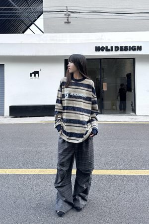 Tie-Dye Striped Long Sleeve T-Shirt for Women and Men - Vintage American Style Loose Top for Spring and Autumn Streetwear