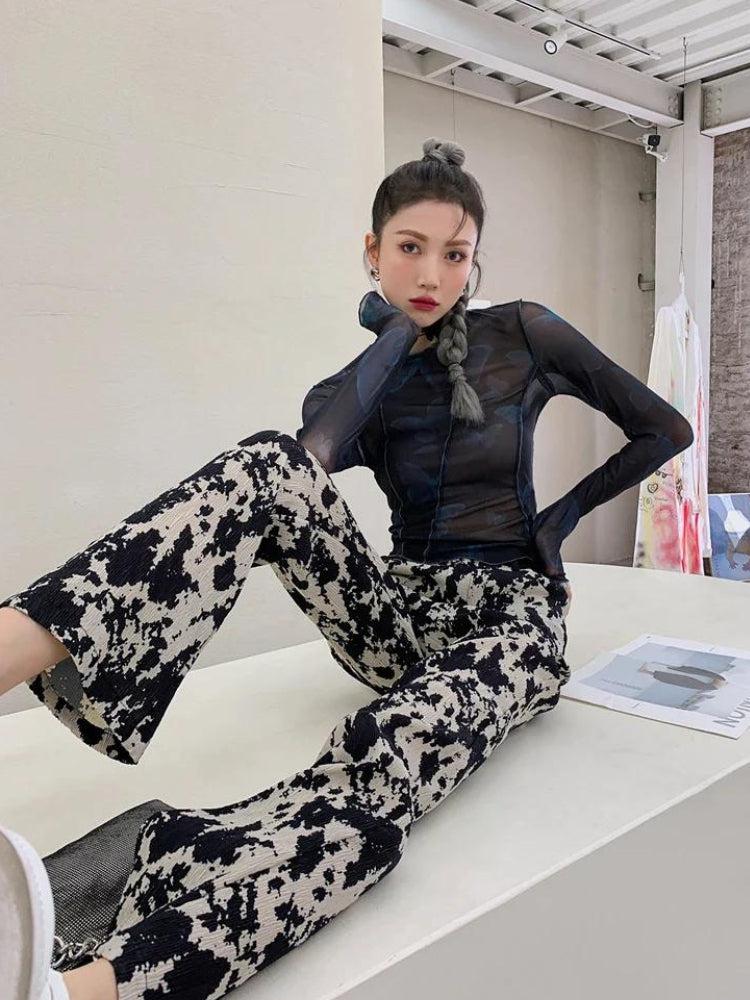 Tomboy Fashion, Downtown Core Outfit - Butterfly Seam Detailed Mesh Top Tomboy Fashion, Downtown Core Outfit - Butterfly Seam Detailed Mesh Top