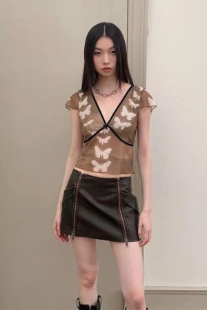 Tomboy Outfits, Uni Outfits - Butterfly Top
