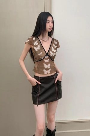 Tomboy Outfits, Uni Outfits - Butterfly Top
