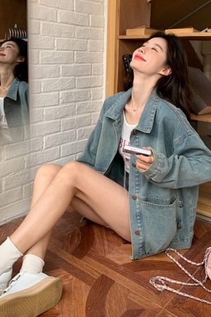 Trendy 2025 Women's Denim Jacket, Korean Style, Age-Reducing Design, Unique and Beautiful Fashion Top
