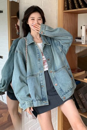 Trendy 2025 Women's Denim Jacket, Korean Style, Age-Reducing Design, Unique and Beautiful Fashion Top