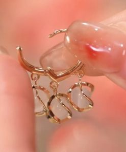 Trendy Autumn 2025 Women's Earrings - Elegant Silver Pins, High-End Niche Design, Light Luxury Accessories for Cool Style