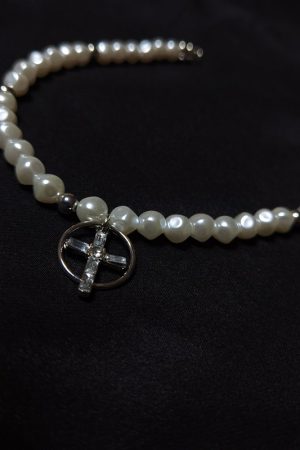 Trendy Baroque Pearl Choker Necklace for Women with French Cross Pendant â€“ Light Luxury Clavicle Chain
