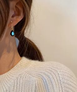 Trendy Black Crystal Ear Studs – Stylish Korean Influencer Earrings in Pure Silver Needle for Women