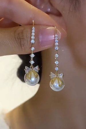 Trendy Butterfly Red Pearl High-Design Earrings - Versatile Fashion Ear Drops for Women, 2025 Style Accessory