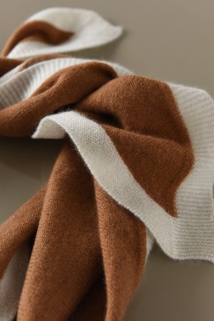 Trendy Cashmere Shawl Triangle Scarf - French Elegance, Versatile Warmth, Perfect for Air Conditioning & Everyday Wear