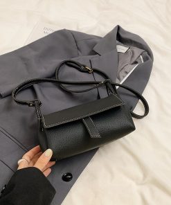 Trendy Casual Women's Shoulder Bag, Versatile High-End Pillow Bag, Fashion Must-Have for 2025