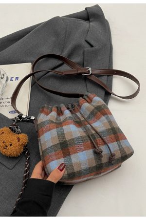 Trendy Checkered Crossbody Bag with Leopard Print - Versatile Women's Bucket Bag for Spring and Summer 2025
