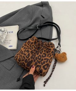 Trendy Checkered Crossbody Bag with Leopard Print - Versatile Women's Bucket Bag for Spring and Summer 2025