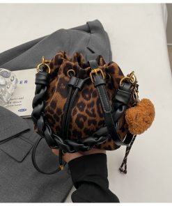 Trendy Checkered Crossbody Bag with Leopard Print - Versatile Women's Bucket Bag for Spring and Summer 2025