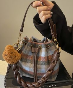 Trendy Checkered Crossbody Bag with Leopard Print - Versatile Women's Bucket Bag for Spring and Summer 2025