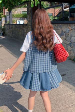 Trendy Checkered Denim Vest and Skirt Three-Piece Set for Summer - Age-Reducing OOTD, High-End College Style