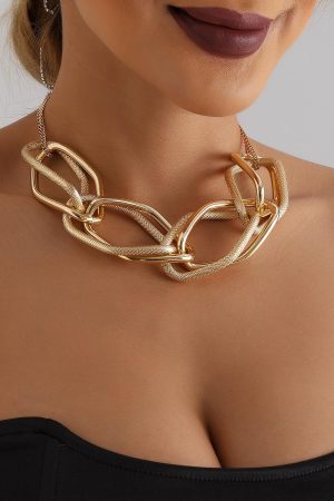 Trendy Chunky Chain Hip-Hop Necklace for Women - Geometric Exaggerated Jewelry Accessories, European and American Style