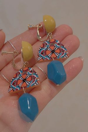 Trendy Color-Blocking Geometric Yellow Long Earrings, No Ear Hole Clips, Hong Kong Style Vacation Accessories