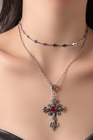 Trendy Cross Stacked Choker Necklace for Women - High-End Clavicle Neck Chain Accessory, Cool Fashion Statement Piece