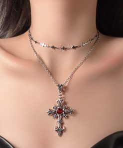 Trendy Cross Stacked Choker Necklace for Women - High-End Clavicle Neck Chain Accessory, Cool Fashion Statement Piece