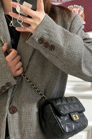 Trendy Diamond Quilted Crossbody Bag for Women - Small Square Shoulder Bag for Spring/Summer 2025 Fashion