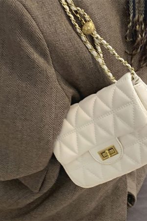Trendy Diamond Quilted Crossbody Bag for Women - Small Square Shoulder Bag for Spring/Summer 2025 Fashion