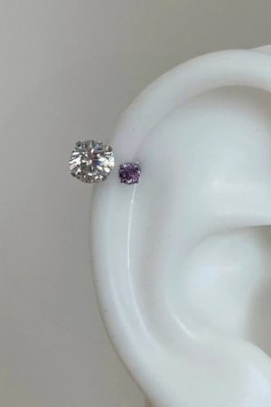 Trendy Dopamine Colorful Stud Earrings for Women - Light Luxury High-End Ear Accessories for Autumn/Winter 2025