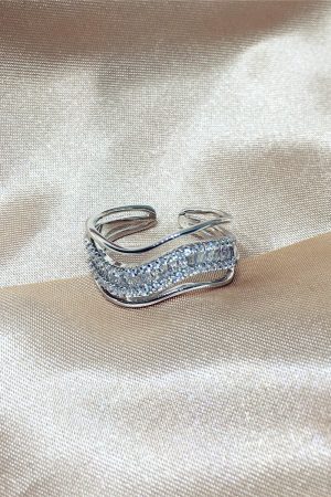 Trendy Exaggerated Wide Slim Ring with Diamonds - Open Finger Design for a Unique Fashion Statement