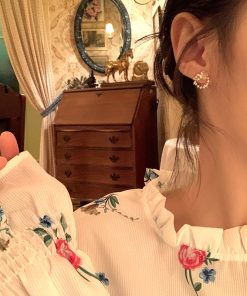 Trendy Floral Clip-On Earrings for Women - High-End Light Luxury Niche Design Ear Accessories 2025