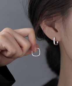 Trendy French Square Hoop Earrings for Women - Light Luxury High-End Studs for Autumn Winter 2025 Fashion