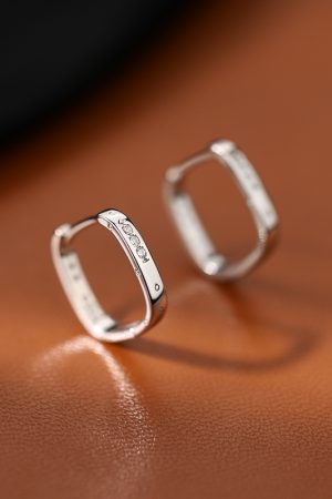 Trendy French Square Hoop Earrings for Women - Light Luxury High-End Studs for Autumn Winter 2025 Fashion