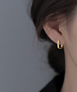 Trendy French Square Hoop Earrings for Women - Light Luxury High-End Studs for Autumn Winter 2025 Fashion