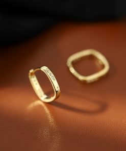 Trendy French Square Hoop Earrings for Women - Light Luxury High-End Studs for Autumn Winter 2025 Fashion