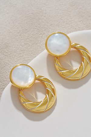 Trendy French Style Round Shell Drop Earrings - Unique High-End Design for Women, Slimming 2025 Fashion Statement