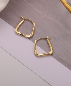 Trendy French-Style Square Earrings for Women - High-End Autumn/Winter Ear Accessories, Chic Ear Clips & Hoops 2025