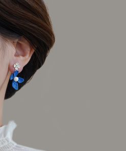 Trendy Green Floral Earrings for Women - Elegant High-End Versatile Accessories for 2025 Fashion