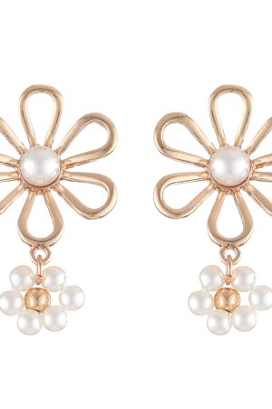 Trendy Handmade Pearl Beaded Hollow Petal Stud Earrings for Women, Fashion Jewelry Accessory