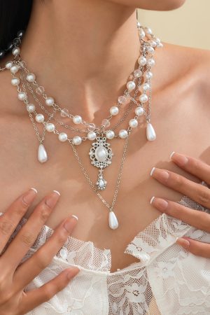 Trendy Heart-Shaped Faux Pearl Beaded Necklace for Women, European and American Cross-Border Fashion Jewelry for Hot Girls