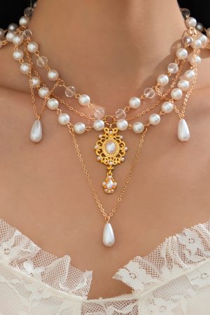 Trendy Heart-Shaped Faux Pearl Beaded Necklace for Women, European and American Cross-Border Fashion Jewelry for Hot Girls