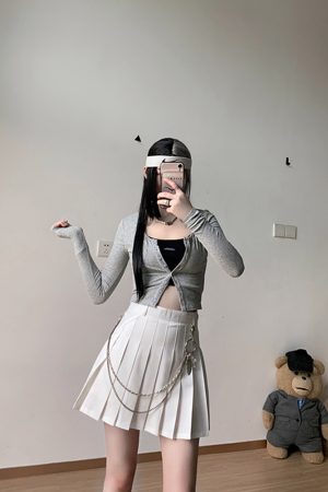 Trendy High-Waisted Dark A-Line Pleated Skirt for College, Slimming Versatile Style, Youthful Fashion Essential